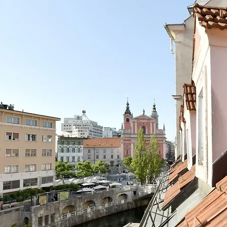 Tromostovje Apartments Laibach Exterior foto