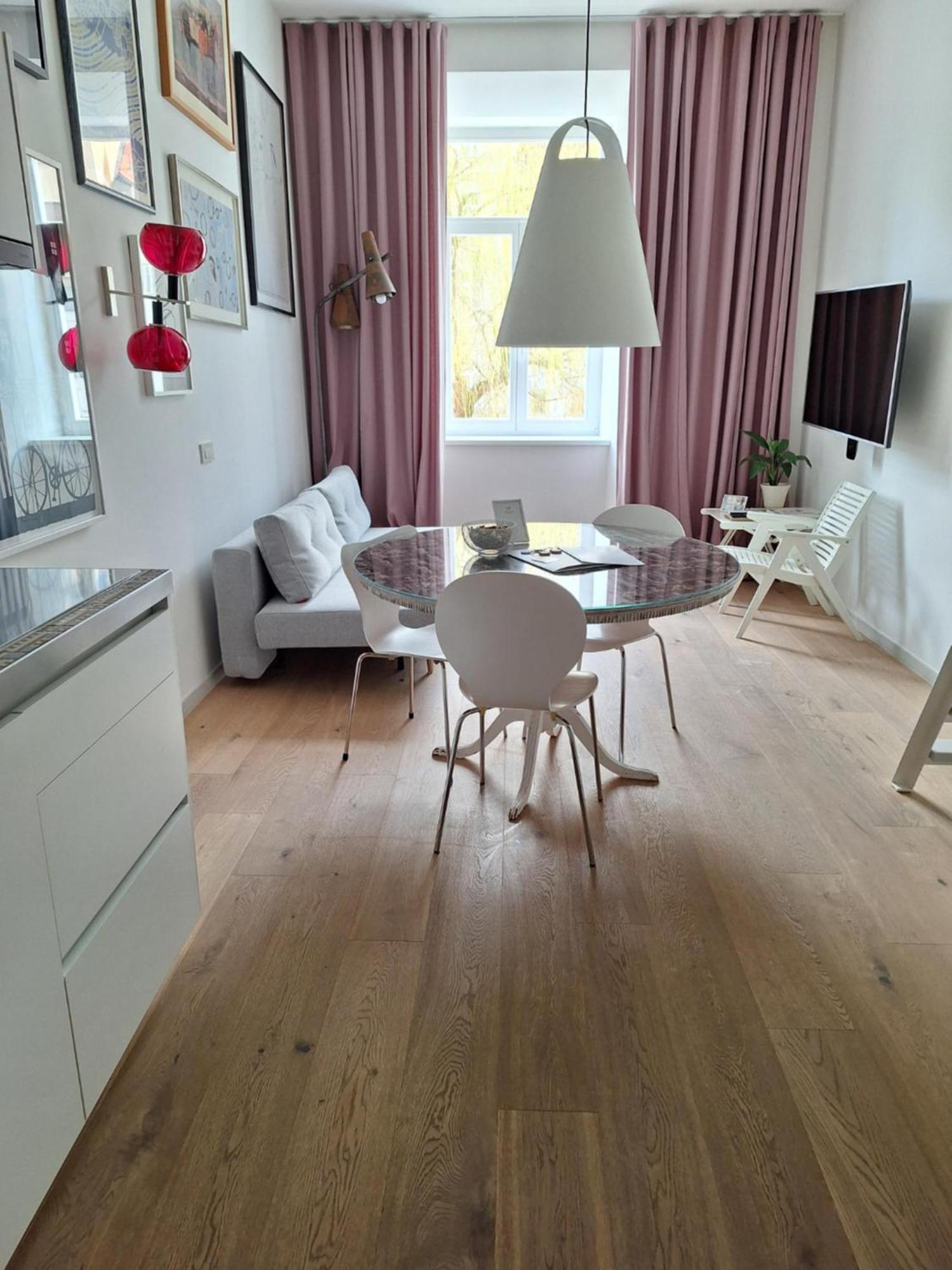 Tromostovje Apartment *